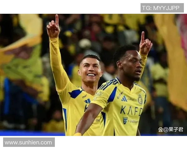 6月出生的篮球与足球巨星盘点：从C罗到詹姆斯的精彩人生与职业成就